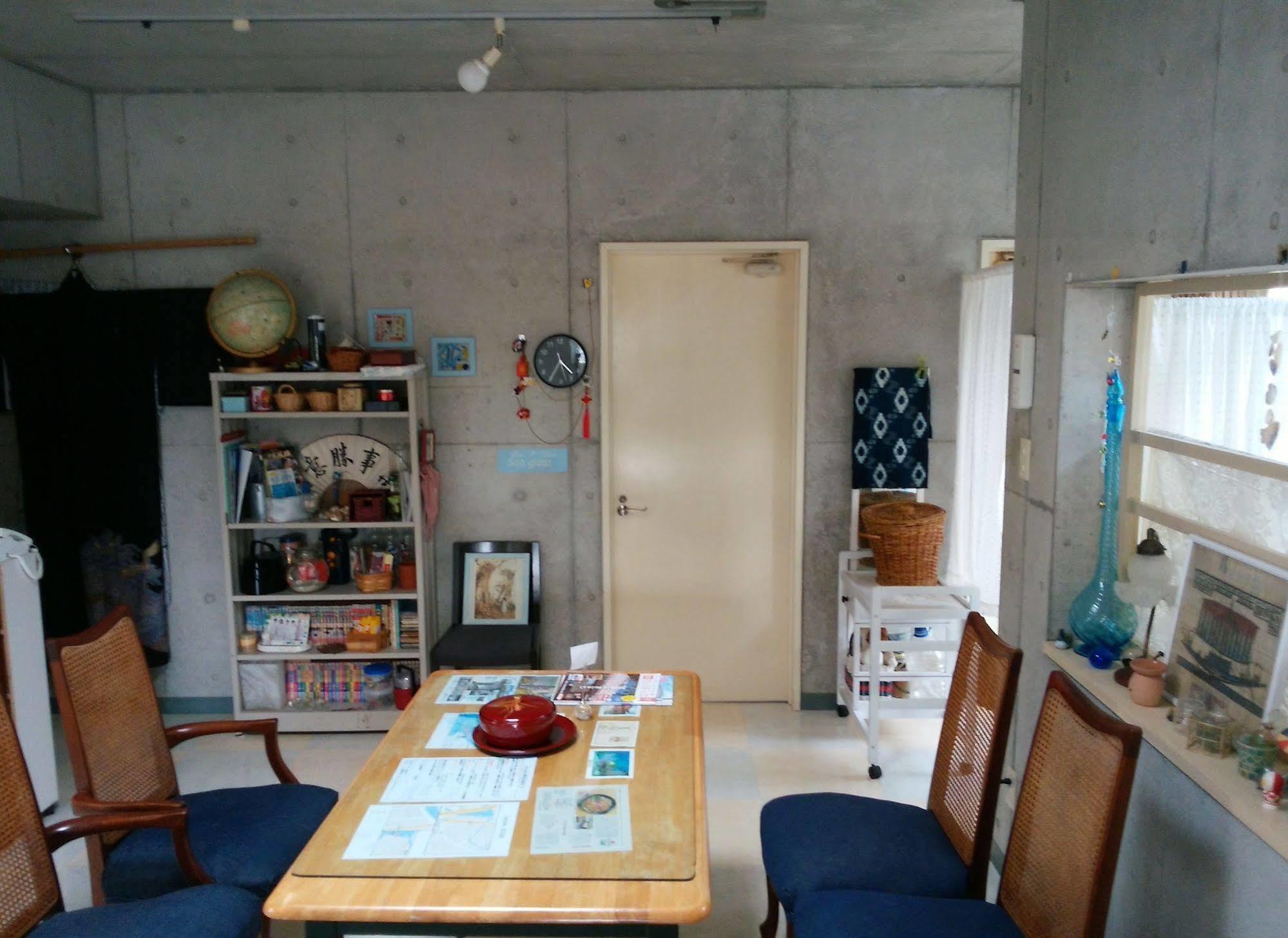 Guesthouse Seaglass Itoman Eksteriør billede