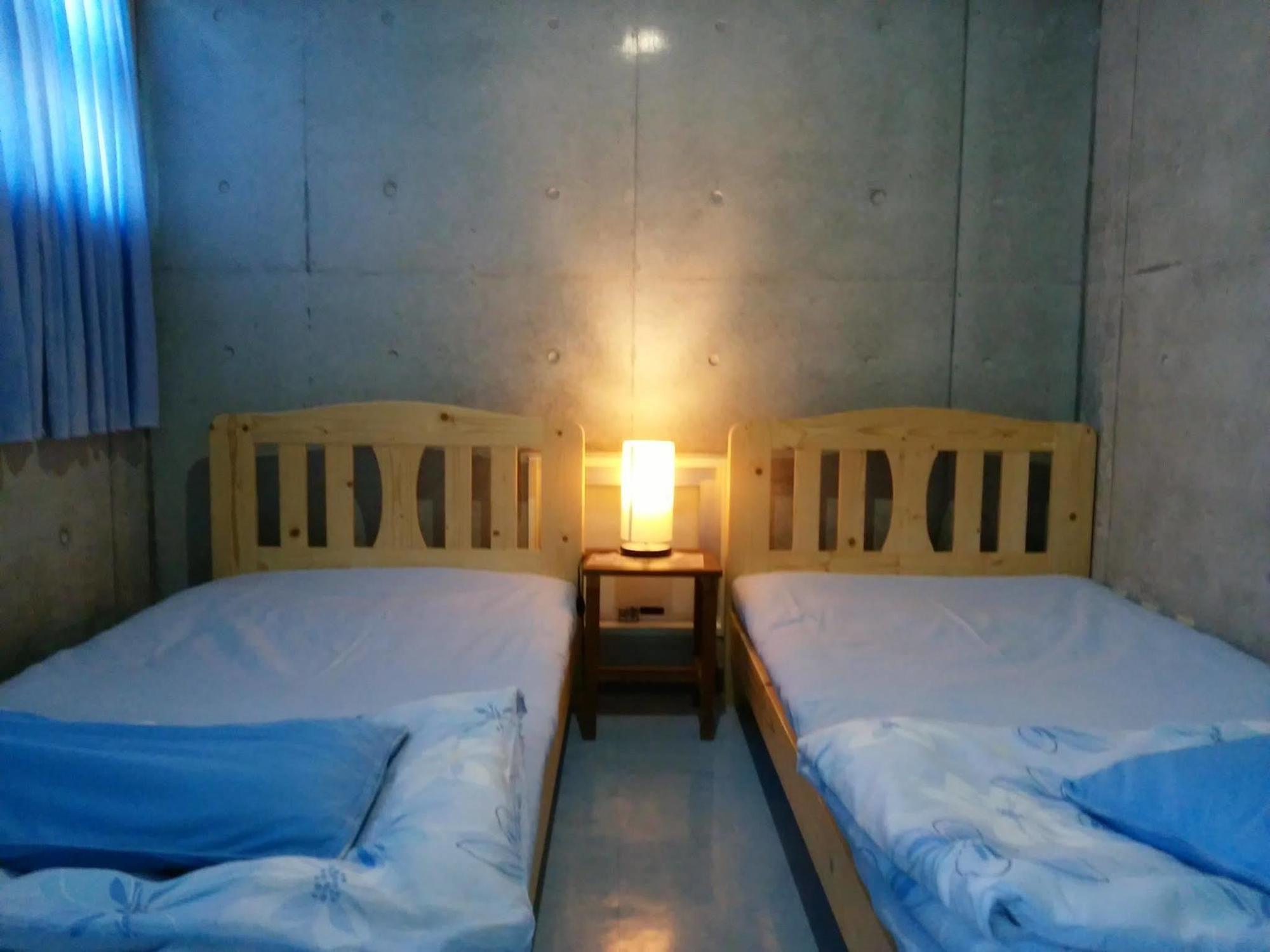 Guesthouse Seaglass Itoman Eksteriør billede
